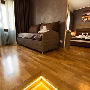 Of 3*, Rome Italie